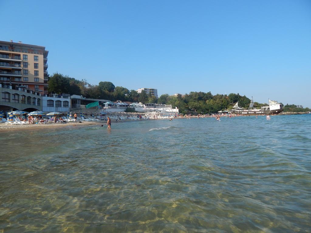 Black Sea Panorama Apartment نيسيبار الغرفة الصورة
