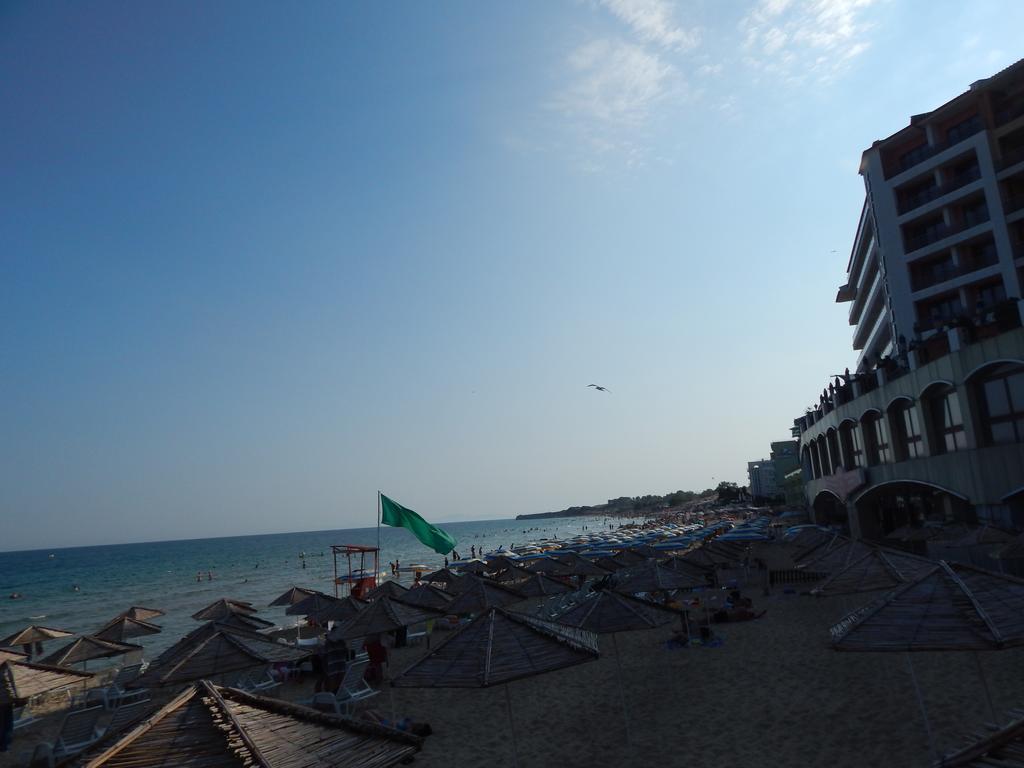 Black Sea Panorama Apartment نيسيبار الغرفة الصورة